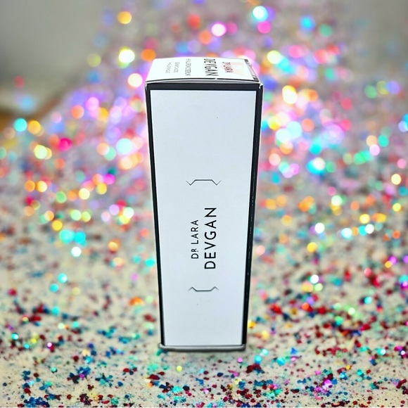 COPY - DR. LARA DEVGAN Scientific Beauty HYALURONIC SERUM 1oz NIB MSRP $245 - Picture 11 of 16